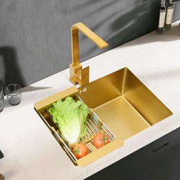 Évier de cuisine sous plan...