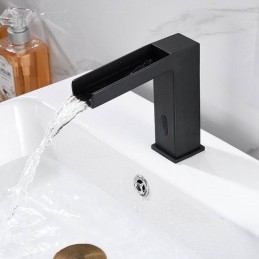Robinet de lavabo de salle...