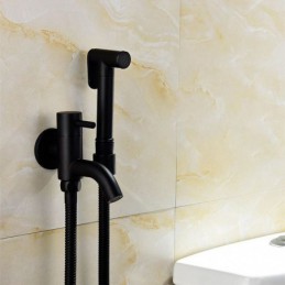 Robinet de bidet à eau...