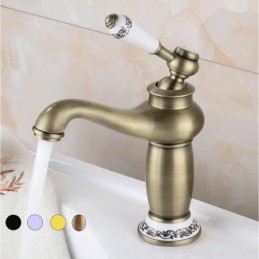 Robinet de lavabo de salle...
