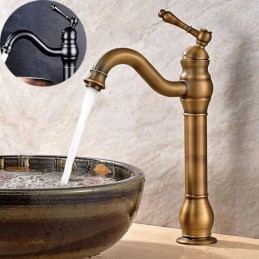 Robinet de lavabo de salle...
