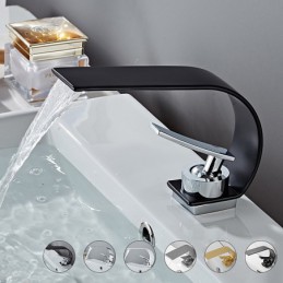 Robinet de lavabo de salle...