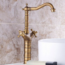 Robinet de bain en cuivre...