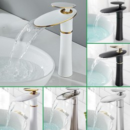 Robinet de salle de bain à...