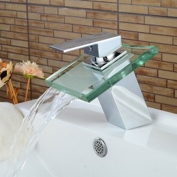 Robinet de salle de bain...