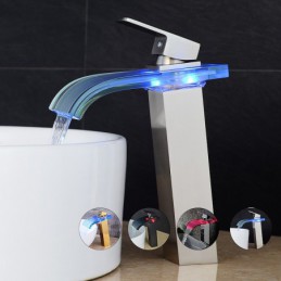 Robinet de salle de bain à...