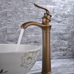 Robinet de salle de bain à...