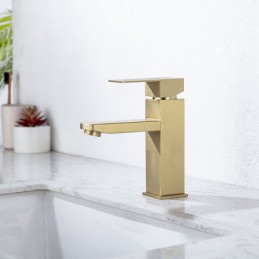 Robinet de lavabo de salle...