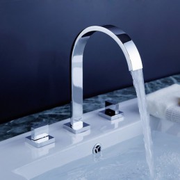 Robinet de lavabo de salle...