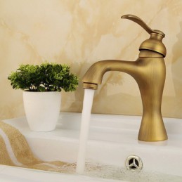 Robinet de salle de bain...