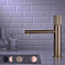 Robinet de lavabo en laiton...