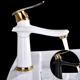 Robinet de salle de bain...
