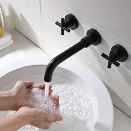Robinet de lavabo de salle...