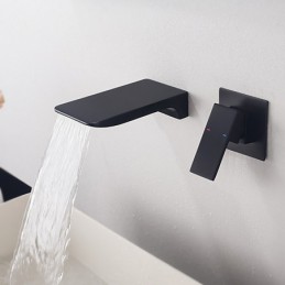 Robinet de lavabo de salle...