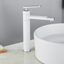 Robinet de lavabo de salle...