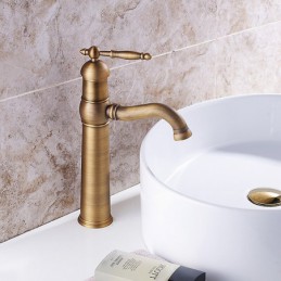 Robinet de salle de bain...