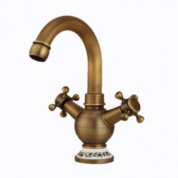 Robinet de cuisine antique...