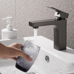 Robinet de salle de bain...