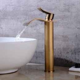 Robinet de salle de bain à...