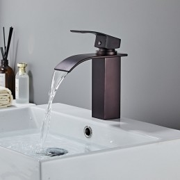 Robinet de lavabo de salle...