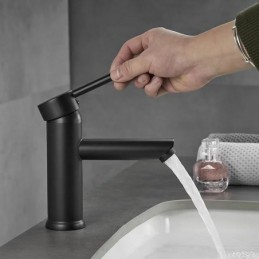 Robinet mitigeur de lavabo...