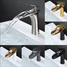 Robinet de lavabo de salle...