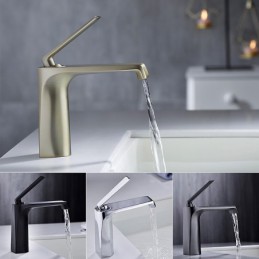 Robinet de lavabo de salle...