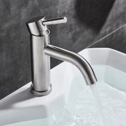 Robinet de lavabo de salle...