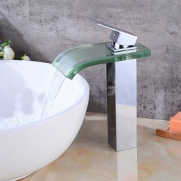 Robinet de lavabo à cascade...